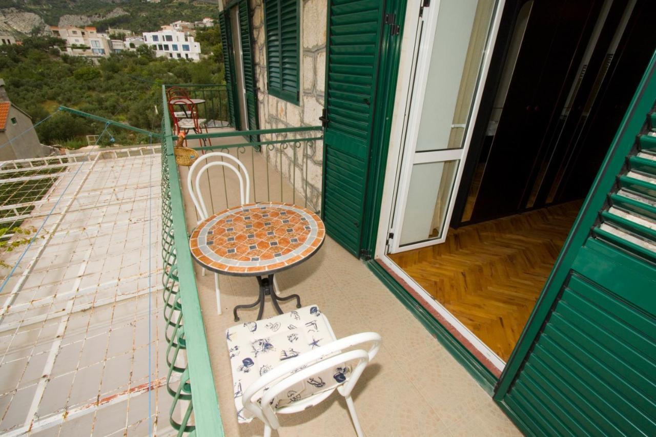 Holiday Home Макарска Экстерьер фото